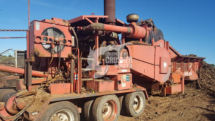 Used 2003 MORBARK 5600 - HORIZONTAL GRINDER