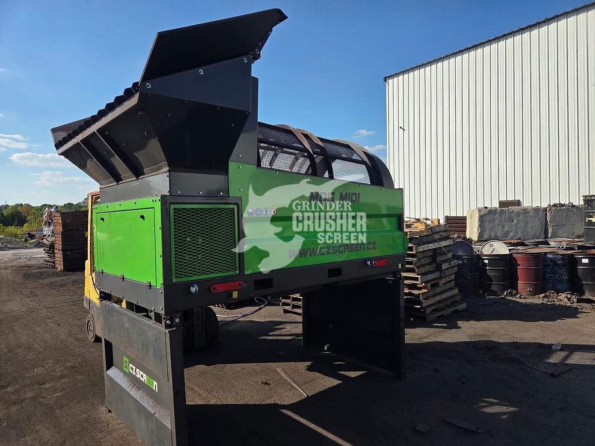 Used 2023 CZ SCREEN MDS MIDI