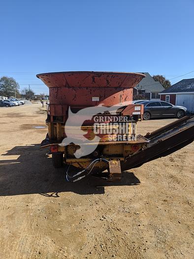 Used 1990 HAYBUSTER IG8 - TUB GRINDER