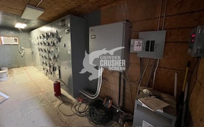 Used 1998 COMPLETE CRUSHING PLANT