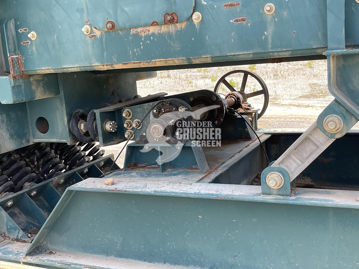 Used 2017 ACTION DENSE-OUT VIBRATORY