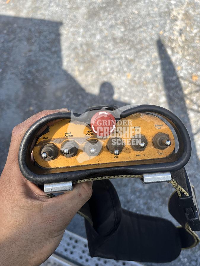 Used 2000 FREIGHTLINER FL-112