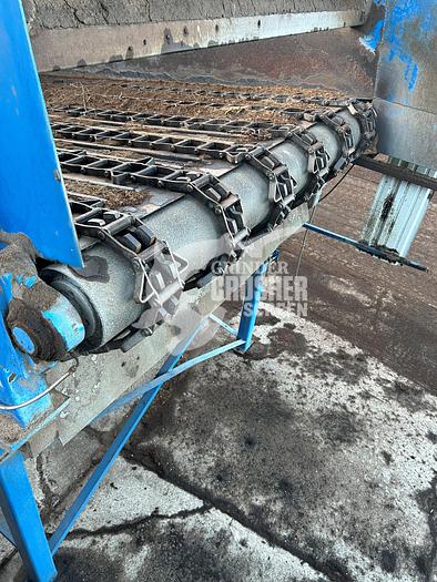 Used Late 90's WEST SALEM FEEDER/HOPPER