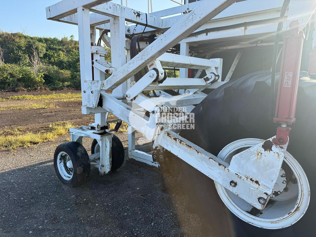Used 2001 SCARAB 18