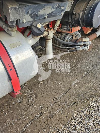 Used 2001 Freightliner FL80 EB40