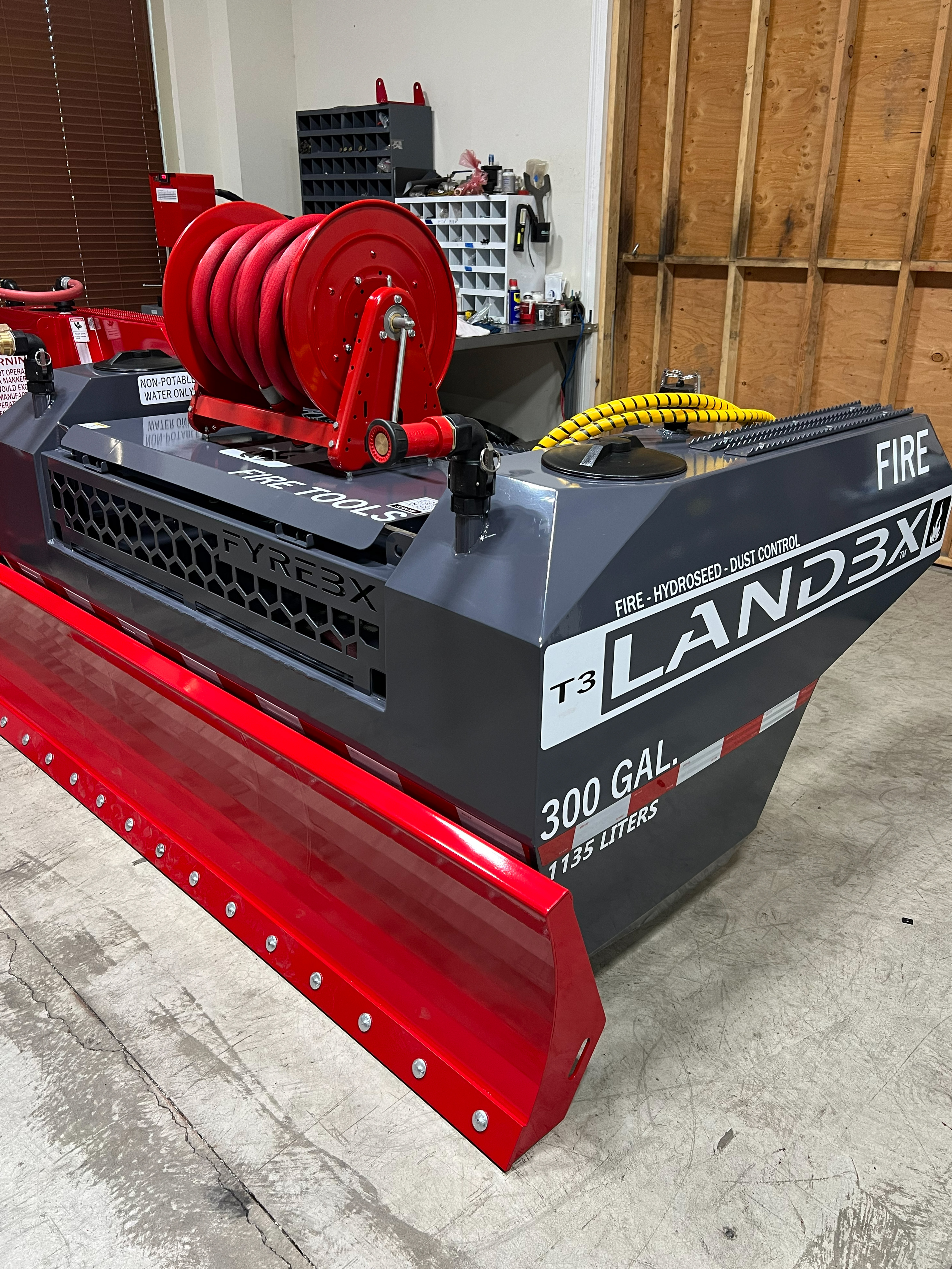 Used NEW LANDBX T3