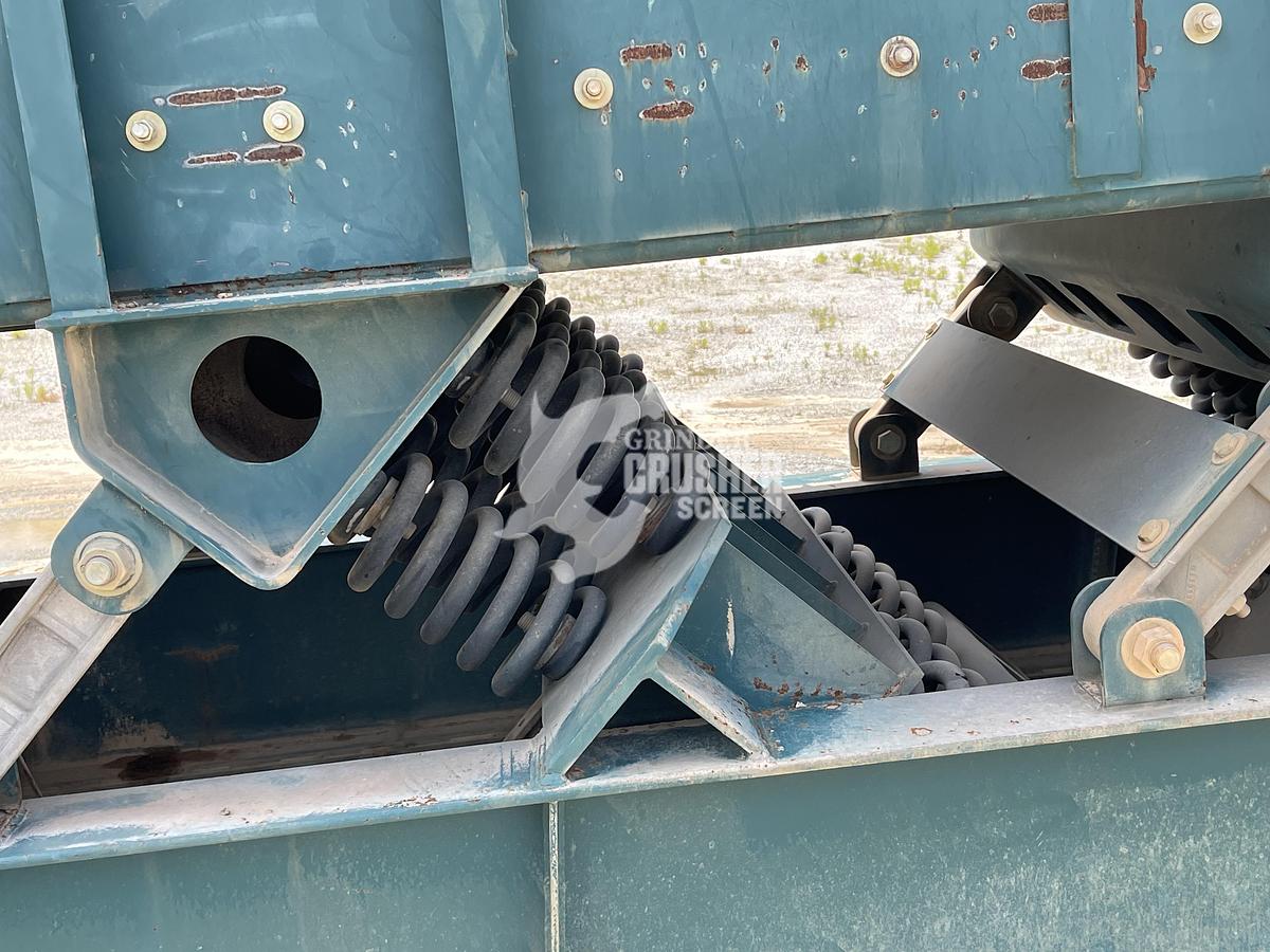 Used 2017 ACTION DENSE-OUT VIBRATORY