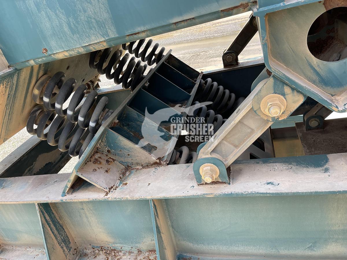 Used 2017 ACTION DENSE-OUT VIBRATORY