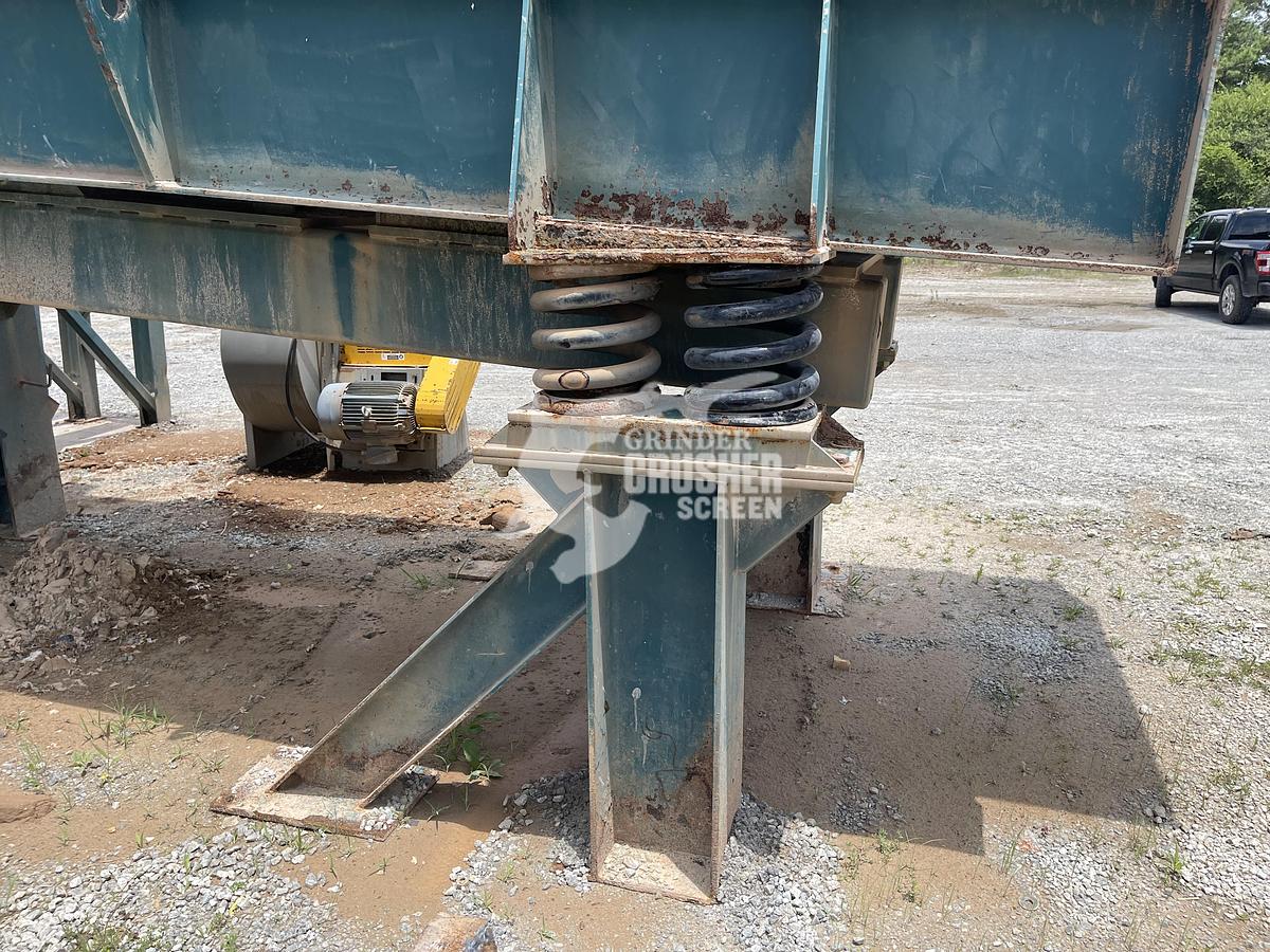 Used 2017 ACTION DENSE-OUT VIBRATORY