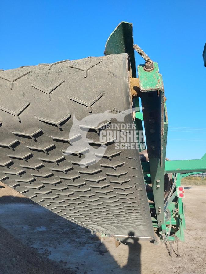 Used 2012 MCCLOSKEY 621RE