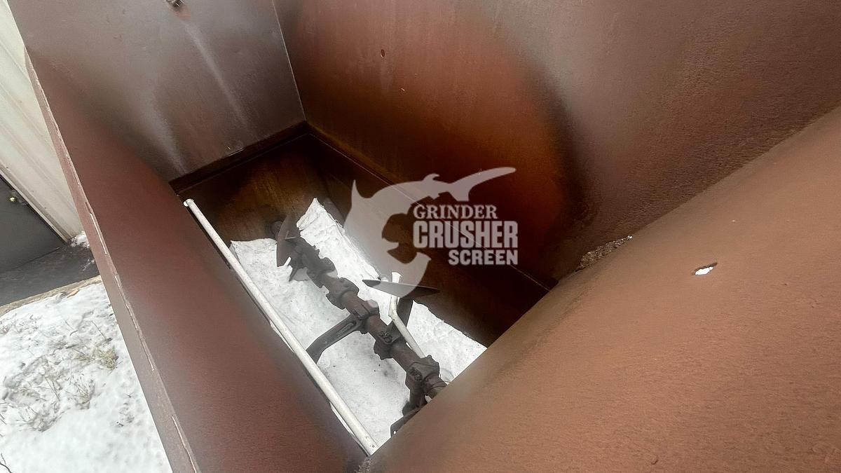 Used 1998 BECKER UNDERWOOD SECOND HARVESTER 200