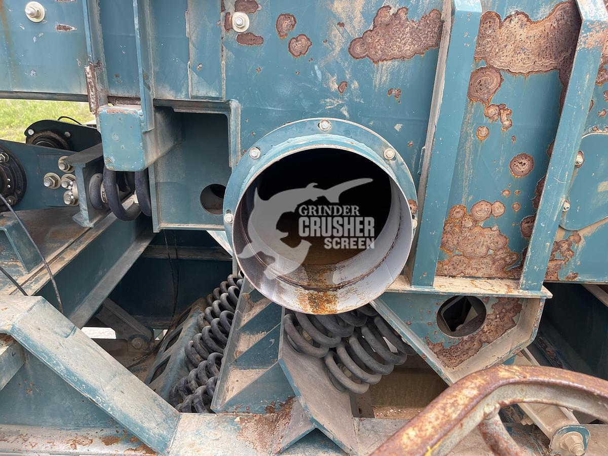 Used 2017 ACTION DENSE-OUT VIBRATORY