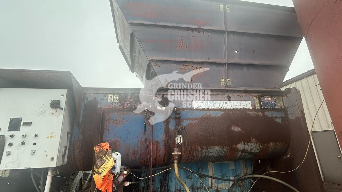 Used 1998 BECKER UNDERWOOD SECOND HARVESTER 200