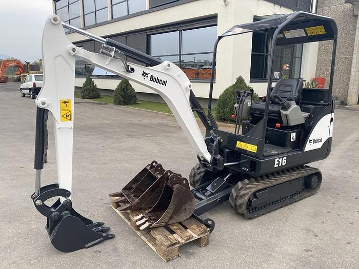 Usato 2012 BOBCAT E16 EM