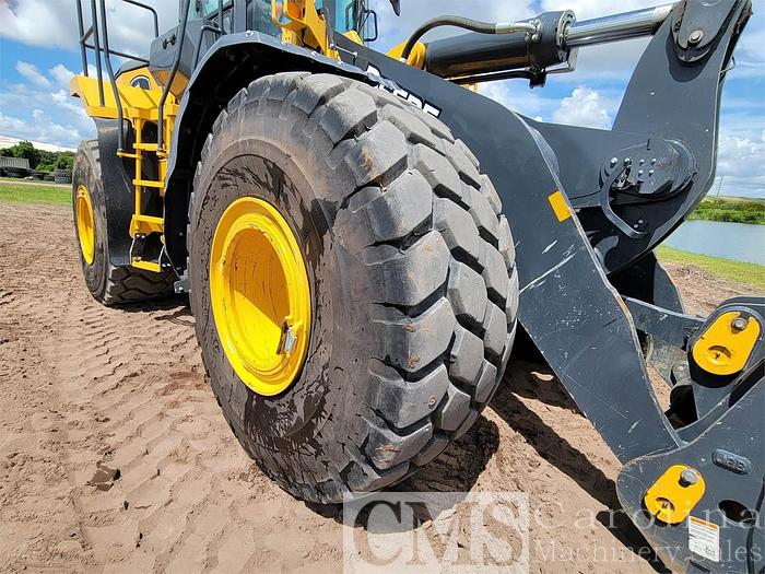 Used 2021 Jon Deere 744L Wheel Loader