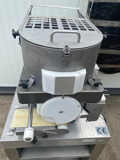 Used Deighton forming machine