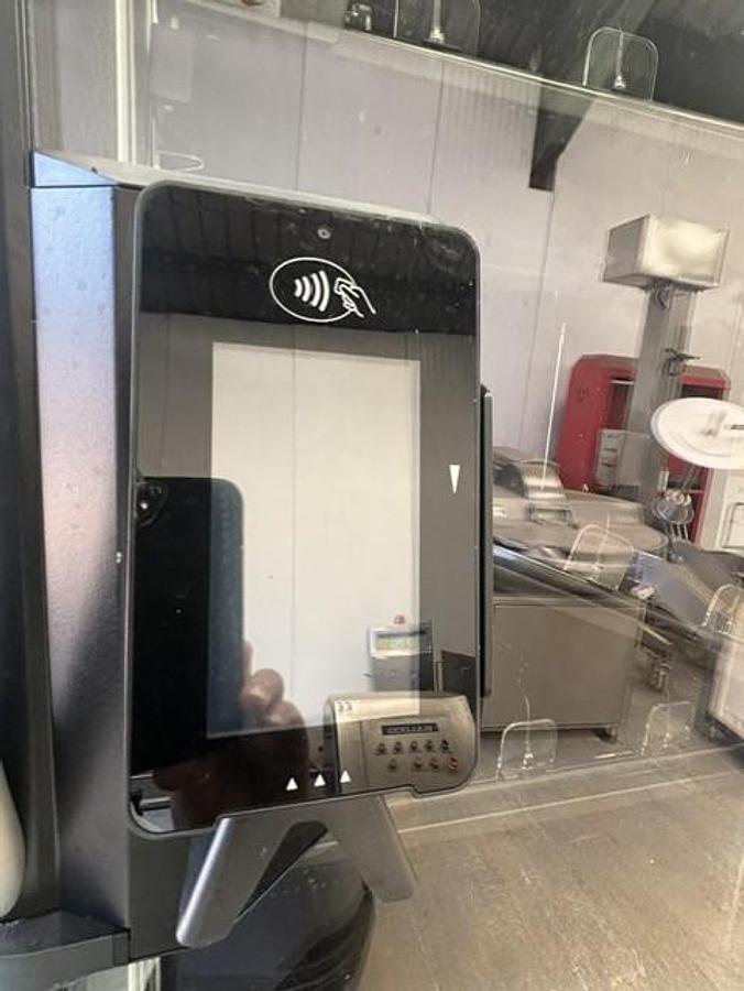 Used Minus40 Vending Machine