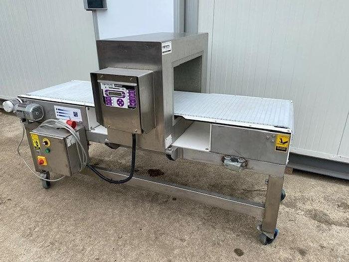 Used Fortress Phantom Metal Detector