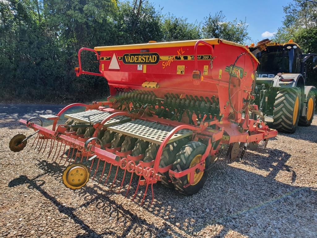 Used Vaderstad 300 Super XL Seed Drill