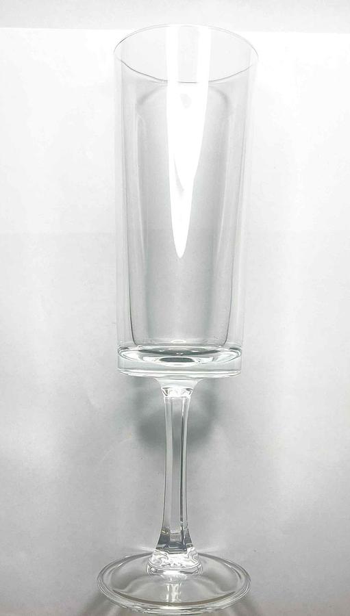 Usato 2025 Stock di Bicchieri Calici e Coppette Vari formati