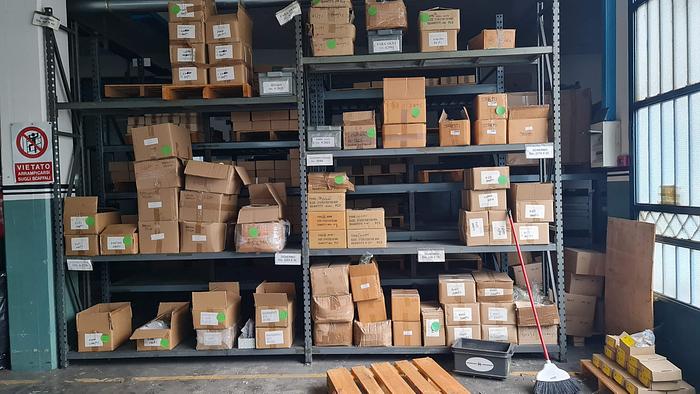 Stock di Cuscinetti, materiale finito (nuovo) e semilavorato per cuscinetti