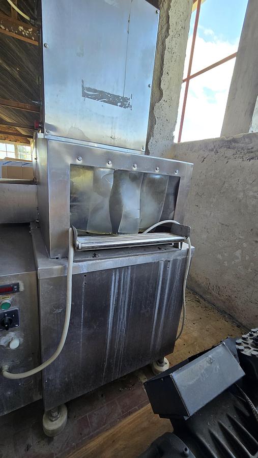 Usato 1995 Macchina per termo-retrazione GRACE CRYOVAC C 106 V - Stretch film shrinker