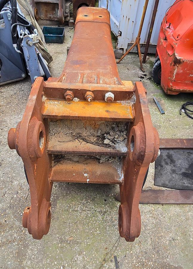 Usato 2015 Martello demolitore Sandvik BR 4510 - 2.400kg Demolition hammer