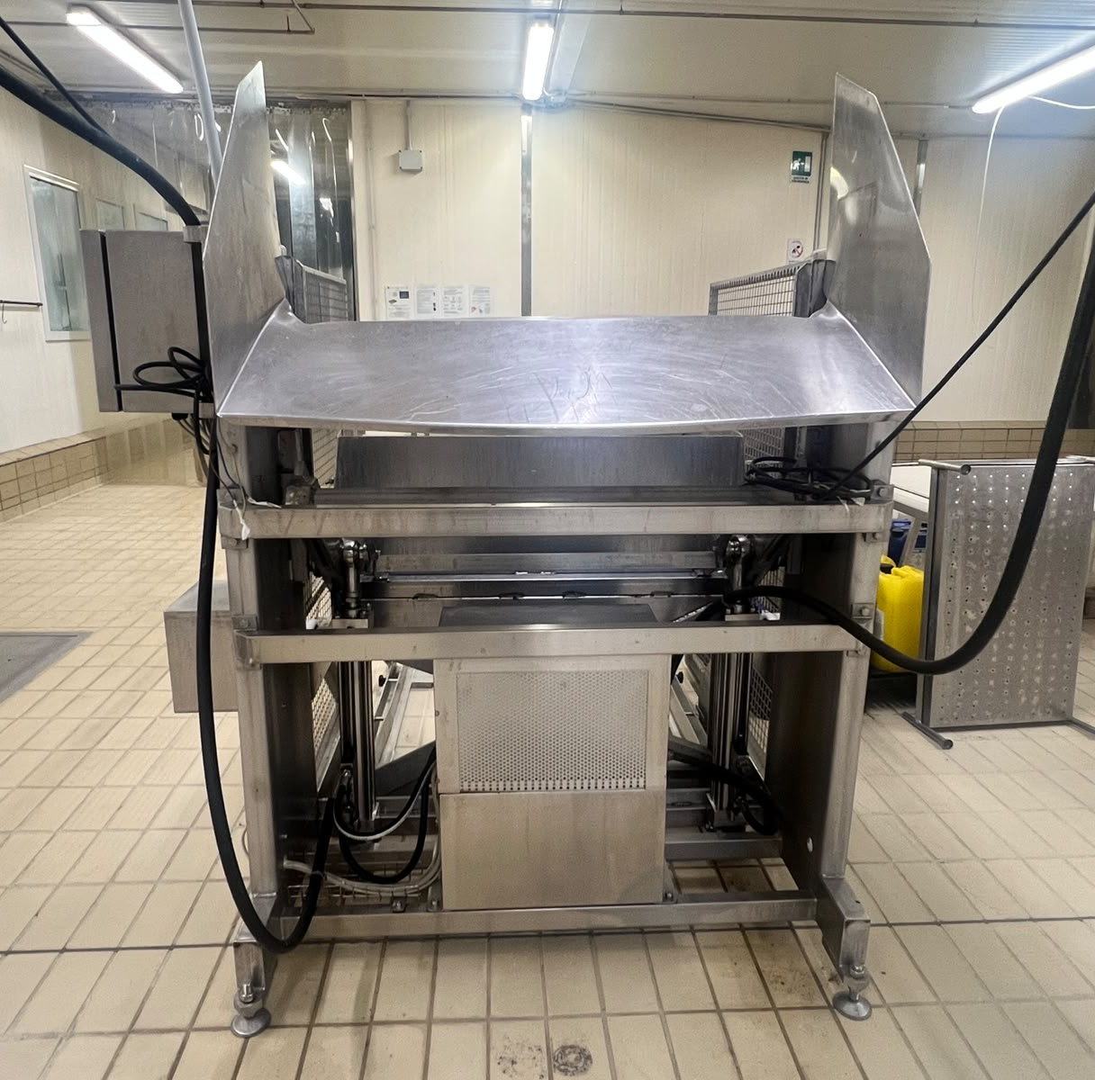Usato 2002 INOX FER 12