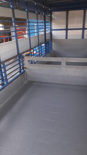 Usato 1989 Autocarro per trasporto animali SCANIA 113 H - Animal transport truck