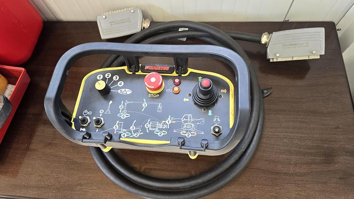 Usato 2003 Elevatore Telescopico MANITOU MRT 16.35 M