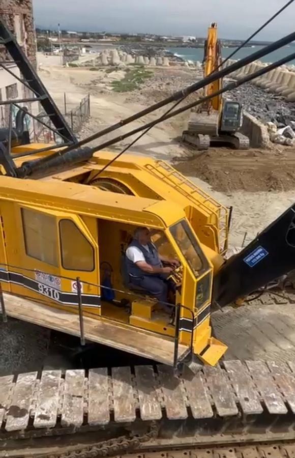 Ricondizionato Gru cingolata a braccio tralicciato, AMERICAN HOIST 9310 - 200 Ton - Lattice-boom crawler crane