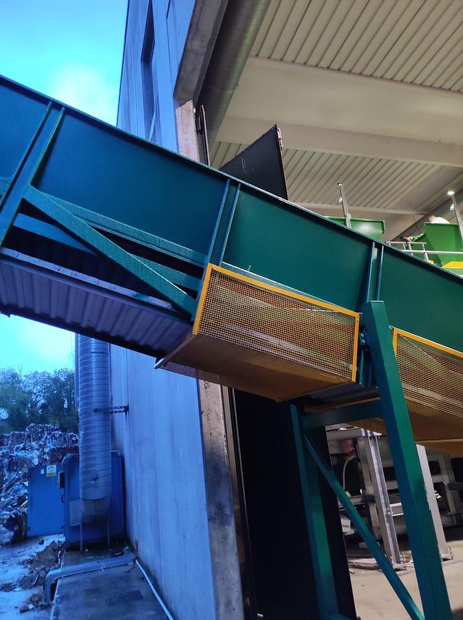 Ricondizionato Nastro Trasportatore a palette in metallo, MACPRESSE varie misure