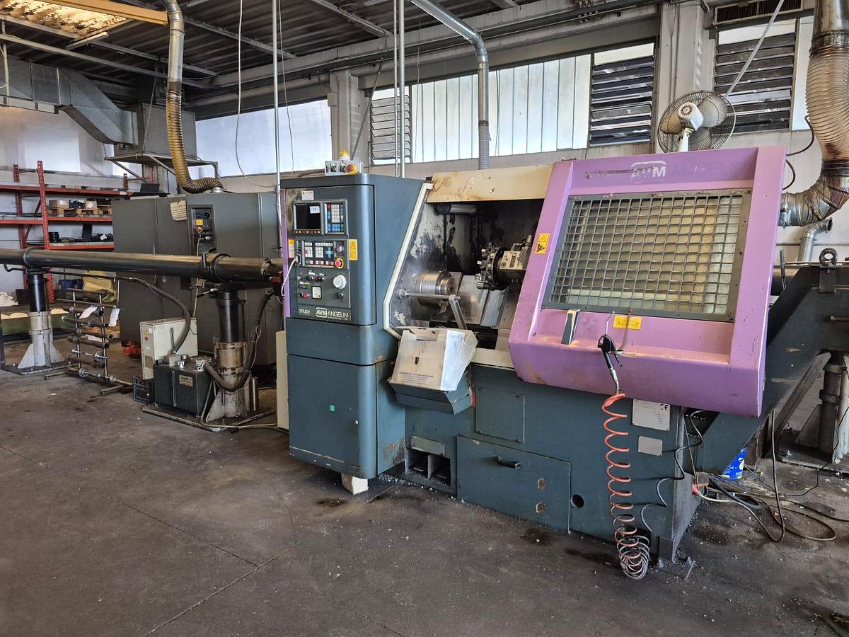 Usato 2002 TORNIO CNC AVM ANGELINI model SNUPY - CNC LATHE