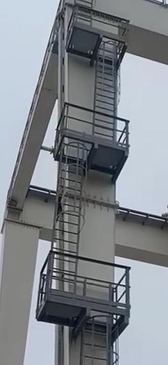 Usato 2013 Gru a Portale (cavalletto) CIMOLAI TECNOLOGY RGC027 - 340 Ton. RAIL GANTRY CRANE