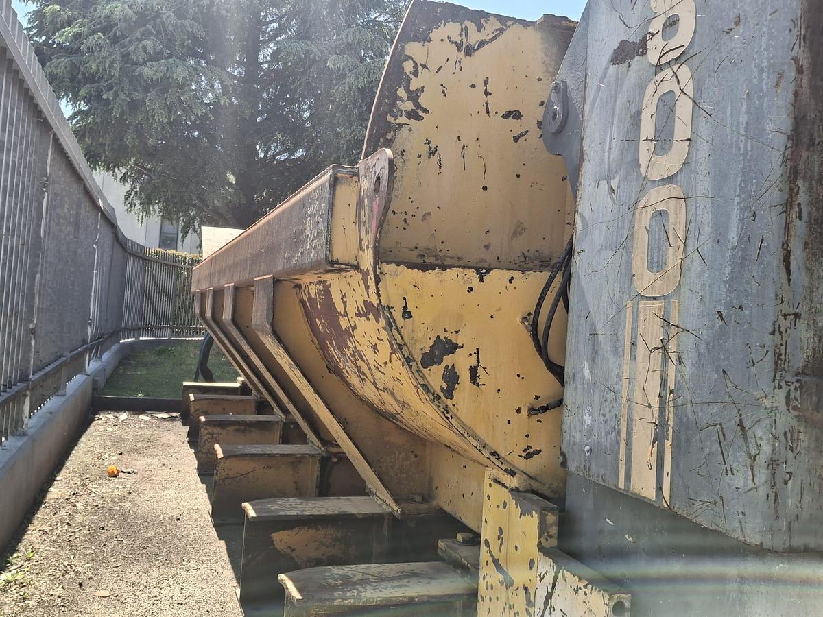 Usato 2003 Pressa cesoia COLMAR PT 6260-800 - Baler-shearer