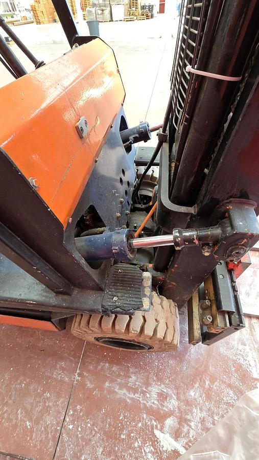 Usato 2005 Elevator TOYOTA 4FB20 - Electric lift with hydraulic clamp