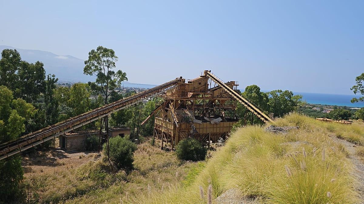 Usato 2001 Frantoio a mascelle Loro & Parisini 1250 CR - Jaw crusher