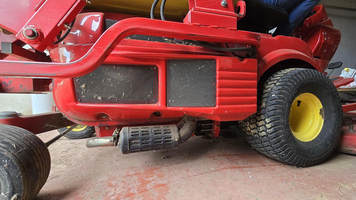 Usato 2005 Trattorino Professionale RasaGianni Ferrari PG200