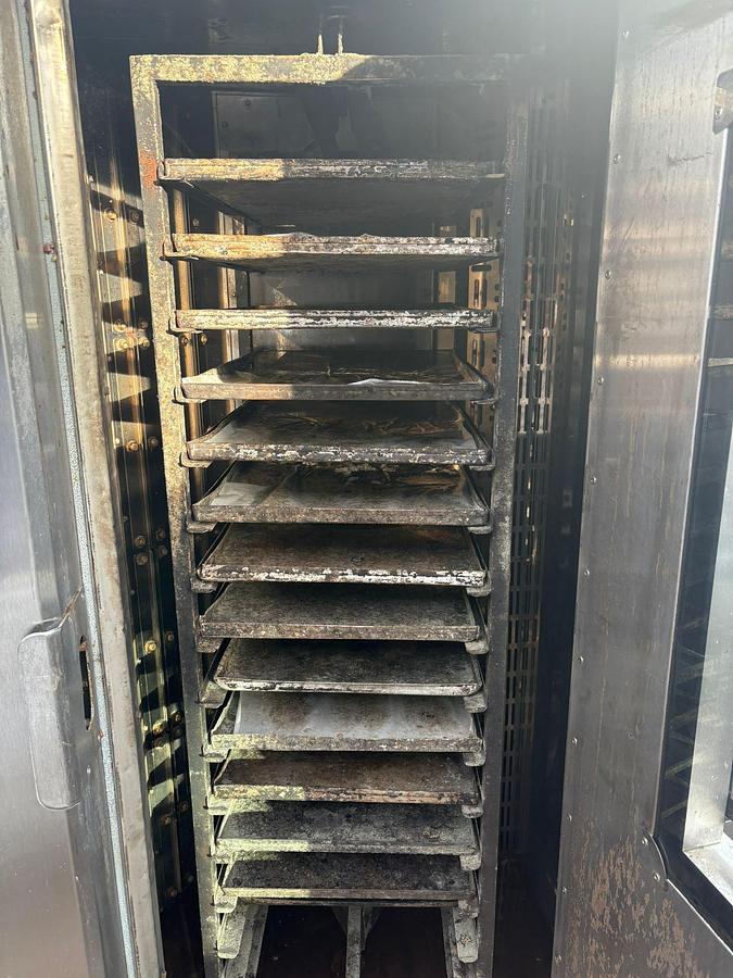 Usato 2015 Forno SPIGHI - ZUCCHELLI FORNI Minirotofan 40x60 - Oven