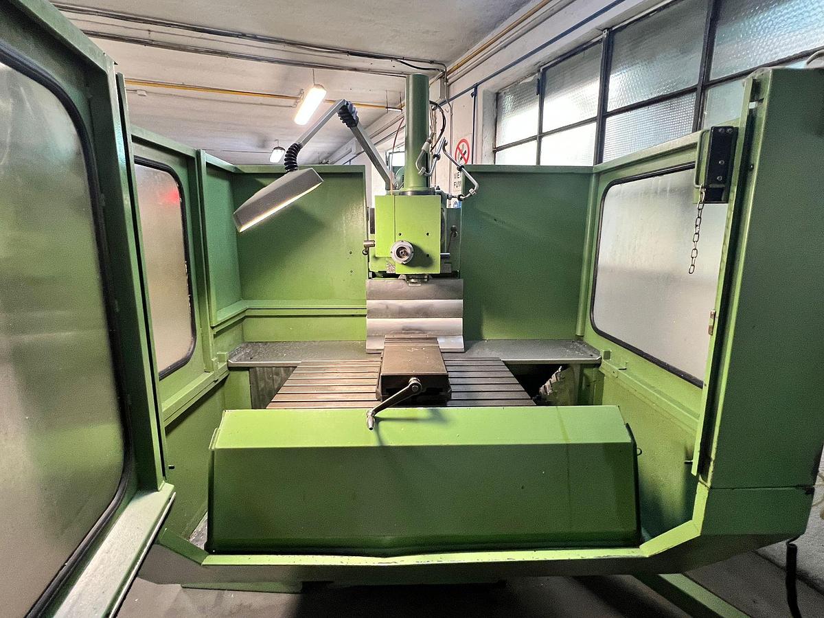 Usato 1993 FRESATRICE UNIVERSALE CNC – MIKRON WF 31 DE - Universal milling machine