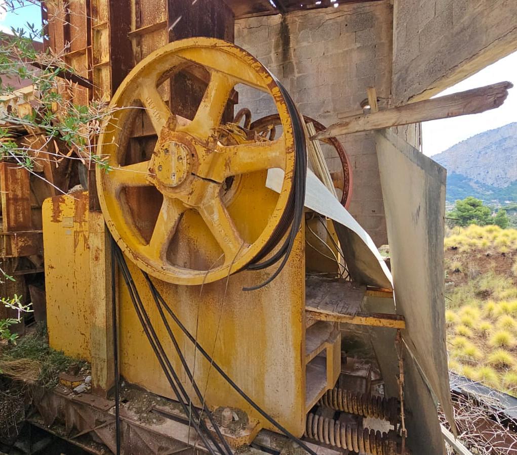 Usato 2001 Frantoio a mascelle Loro & Parisini 1250 CR - Jaw crusher
