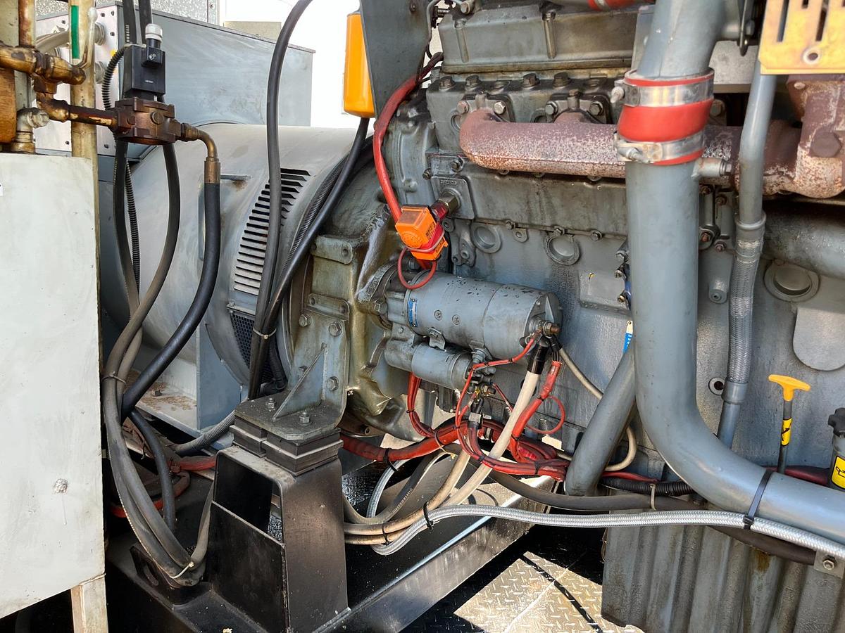 Usato 1999 Silent Generator PERKINS 3012 TAG 3A - 800 KVA