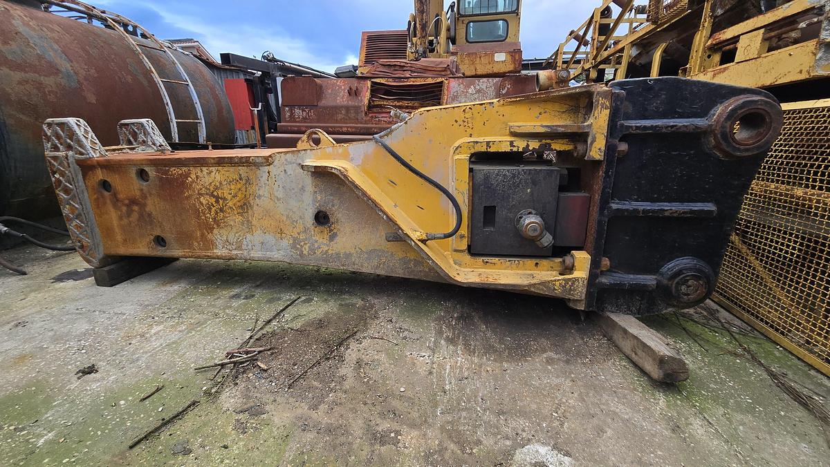 Usato 2001 Martello demolitore MONTABERT 580kg - Demolition hammer