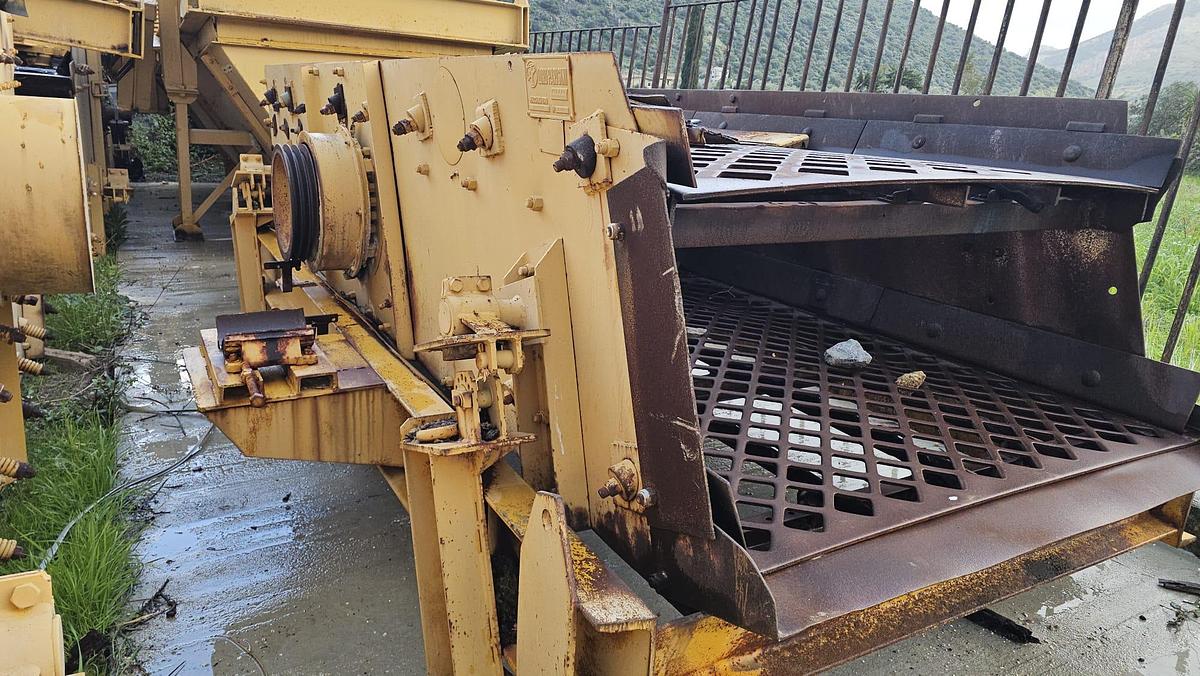 Usato 2001 Loro Parisini 515