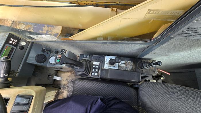 Usato 2008 Autogru LOCATELLI GRIL 8400 - Rough Terrain Crane