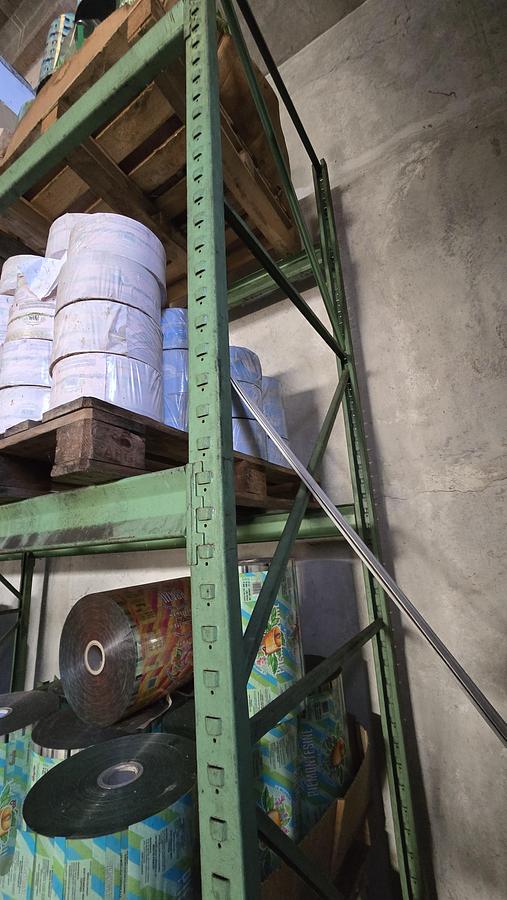 Usato 2000 Scaffalatura ad Incastro