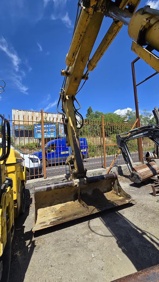 Usato 2001 Escavatore Komatsu PC 75 - Excavator