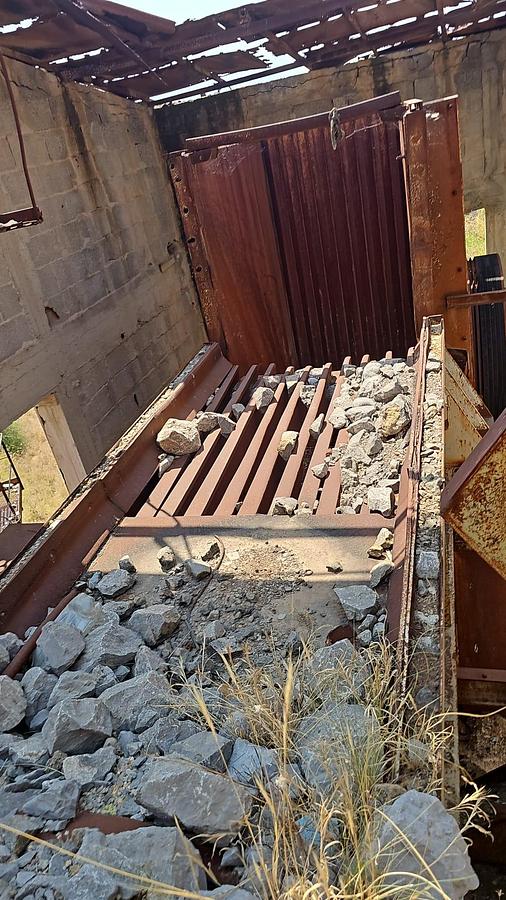 Usato 2001 Frantoio a mascelle Loro & Parisini 1250 CR - Jaw crusher