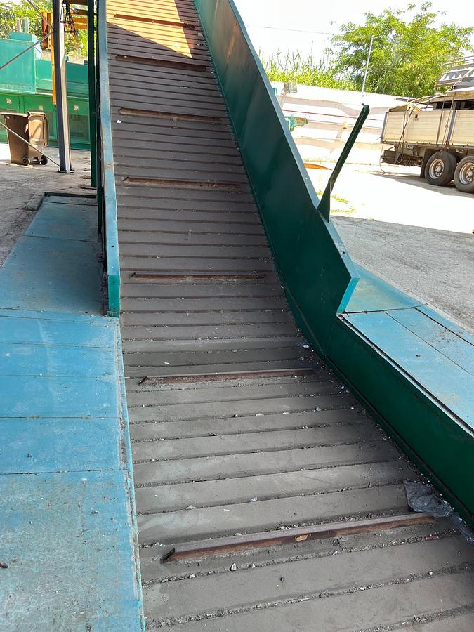 Ricondizionato Nastro Trasportatore a palette in metallo, MACPRESSE MAC 2100 P - Conveyor Belt