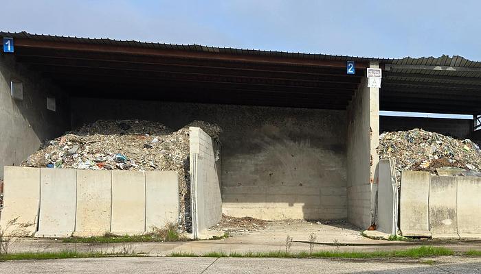 Usato Barriere divisorie New Jersey calcestruzzo - varie misure